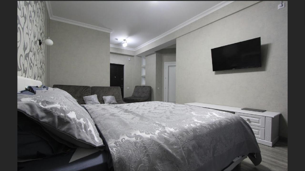 Luxury Exclusive Apartments Skyhouse Exfactor Chisinau Exterior photo